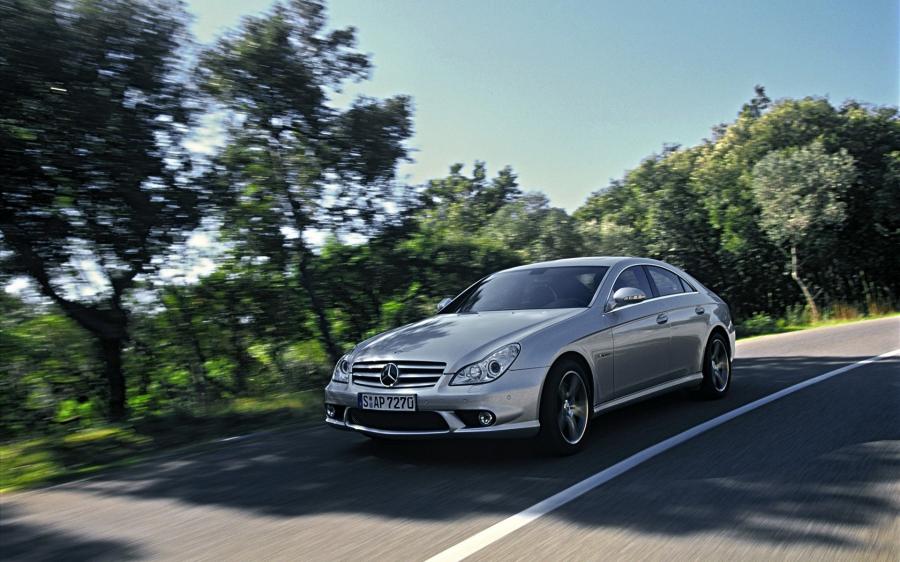  Mercedes-Benz CLS63 AMG 2009 года  (фото 27 из 46)